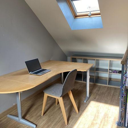 Chambre En Duplex, Entree Autonome, Sdb Privative Taverny Exterior photo